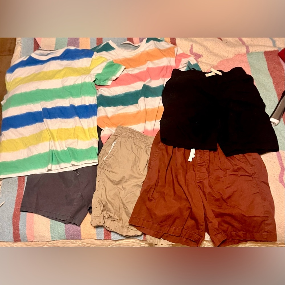 Boy’s Old Navy Clothing Bundle - Size XL or 14/16